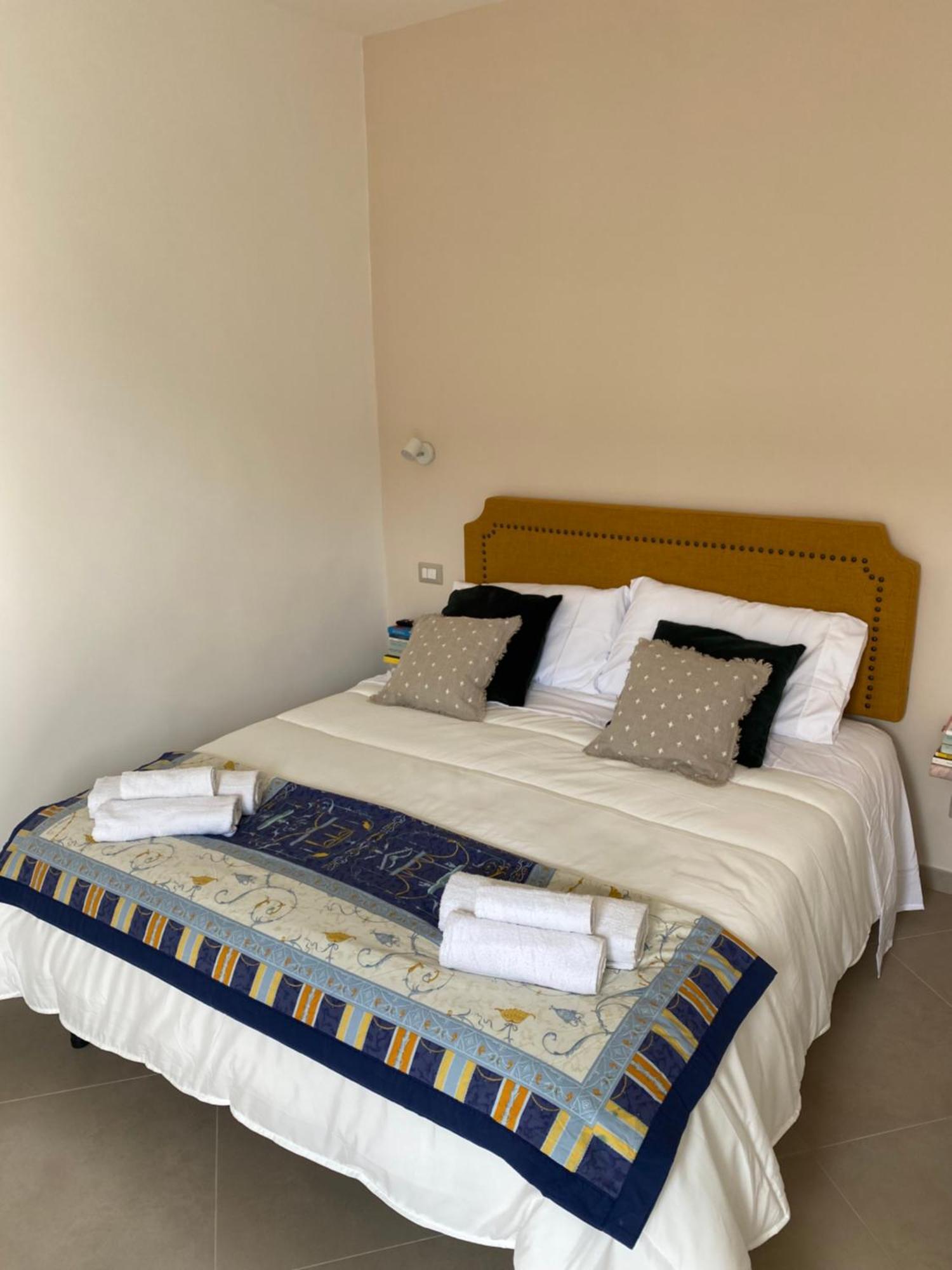 All'Imbrunire Exlusive Apartment Salerno Zewnętrze zdjęcie